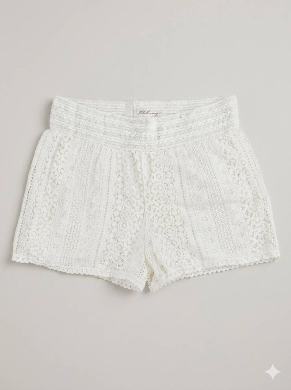 🔹️Maurices White Lace Smocked Waist Fully Lined Shorts Large